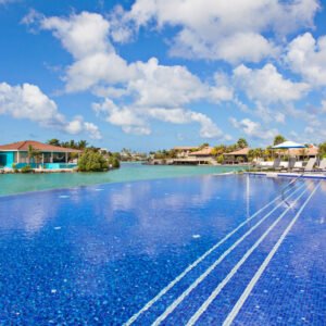 Fly&Go Courtyard by Marriott Bonaire Dive Resort